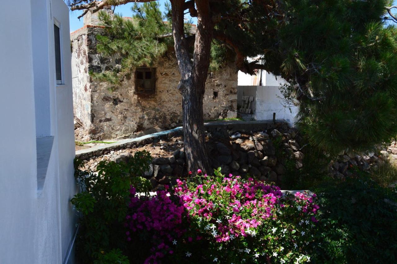 Cute Studio In Milos トリピティ エクステリア 写真