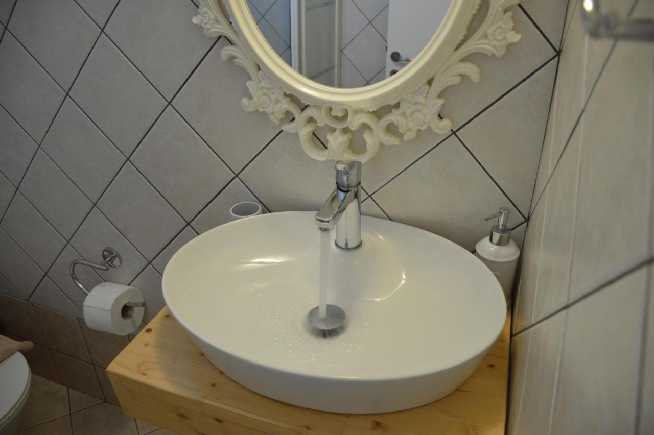 Cute Studio In Milos トリピティ エクステリア 写真